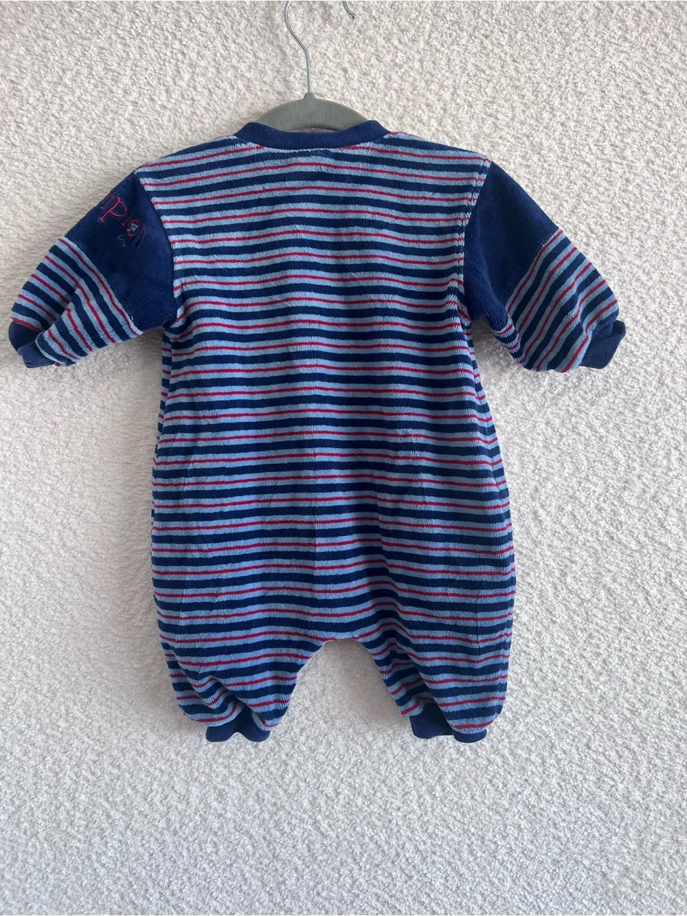 OshKosh Vintage Baby Velour Stripe‎ One Piece Romper Size 0-3 Months